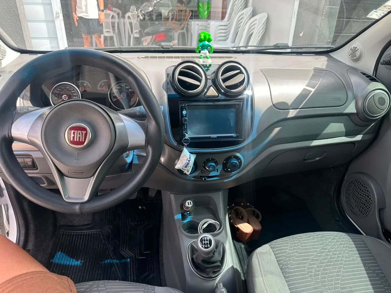 Fiat Palio Attractive 1.0 EVO Fire Flex 8V 5P 2013 - Foto 3
