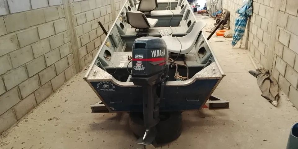 Vende-se motor de popa Yamaha 25hp. - Foto 3