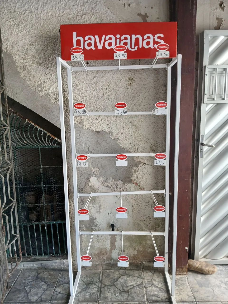 Expositor de havaianas  185.00 - Foto 2