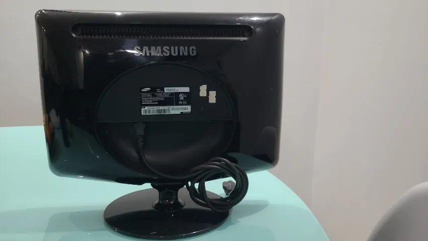 Monitor Samsung 19" SyncMaster 932BWE Plus - VGA e DVI - Foto 2