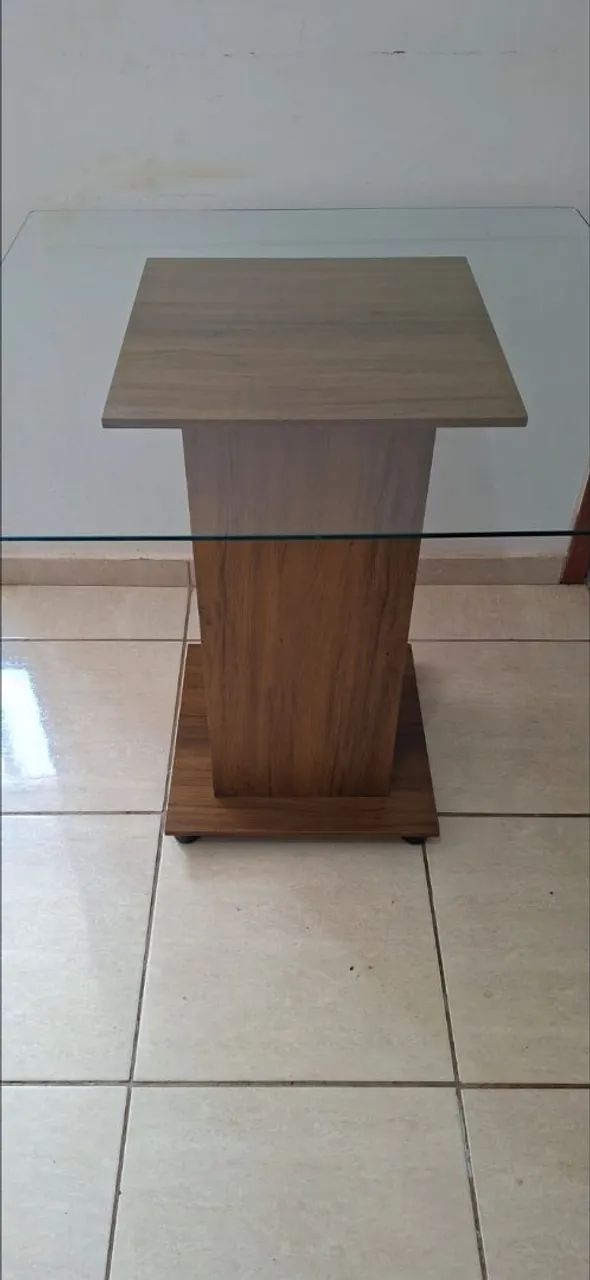 Mesa de vidro com 4 cadeiras - Foto 2