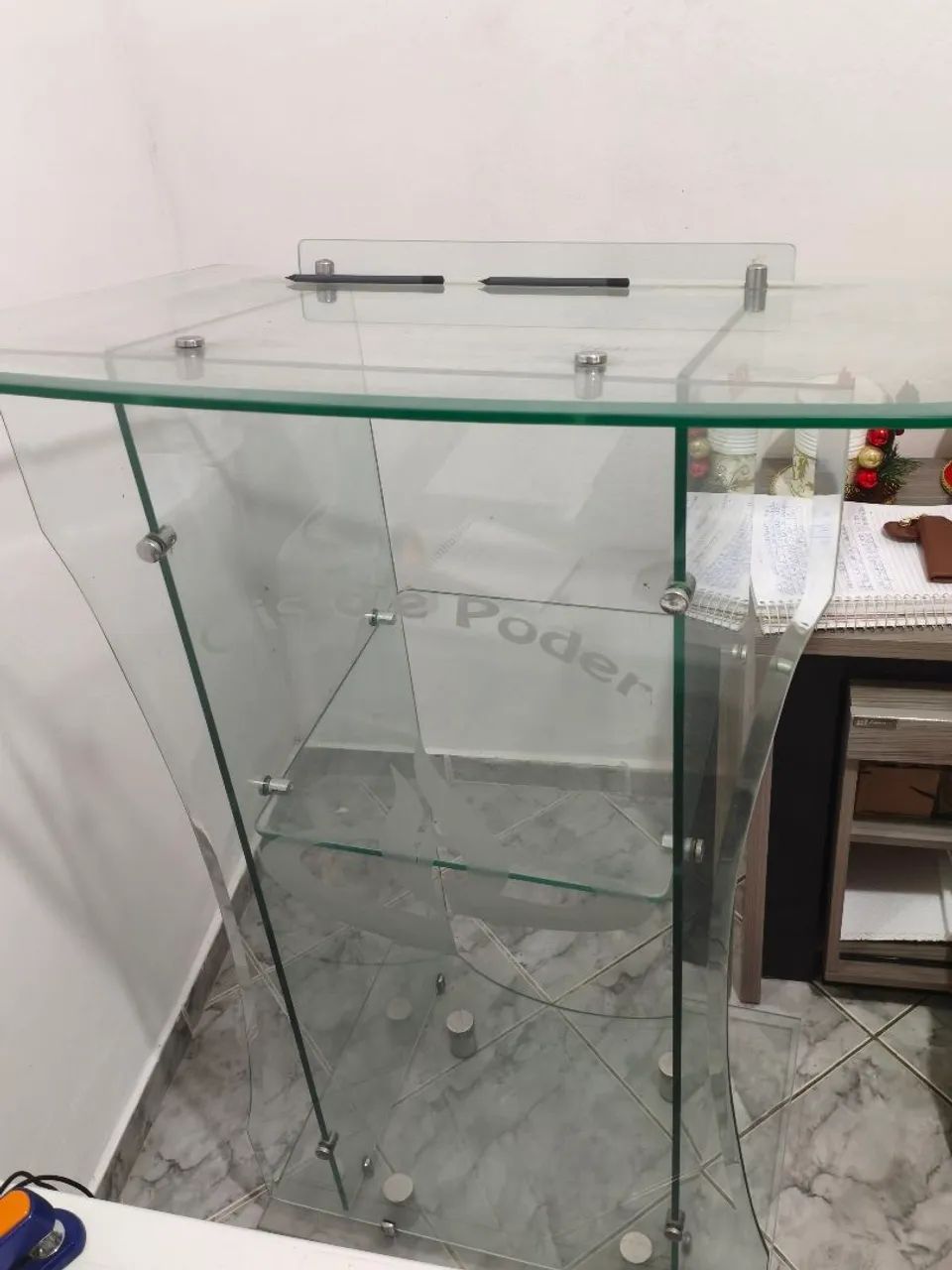 Púlpito de vidro - Foto 4