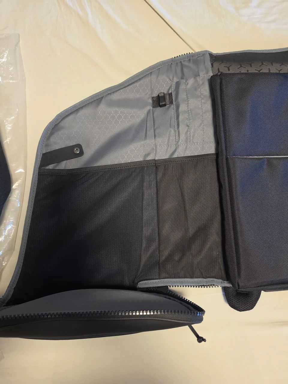 Mochila Alienware M17 Nova original  - Foto 4