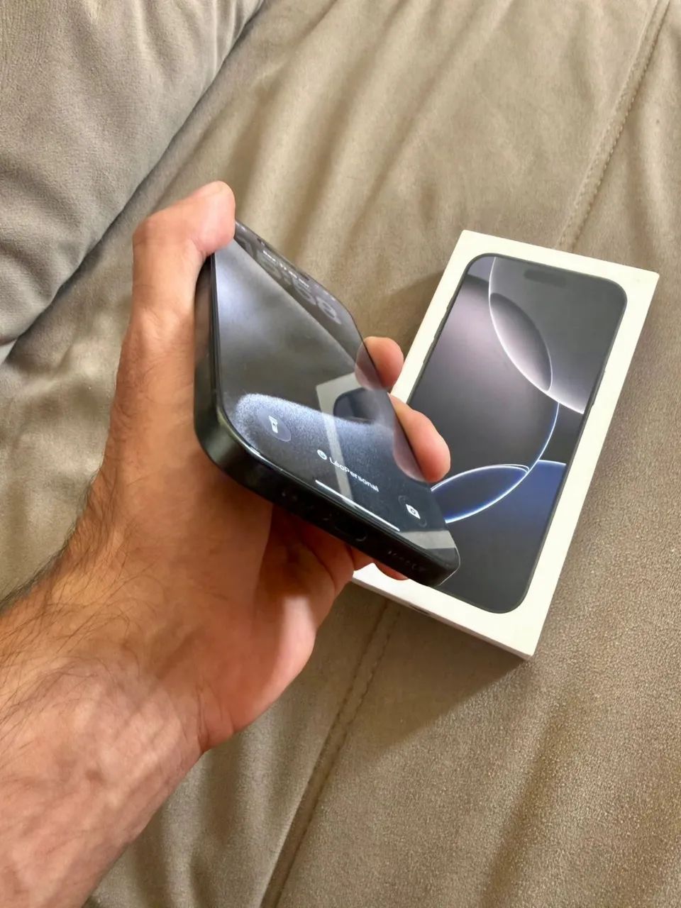 iPhone 16 Pro Max - Foto 2