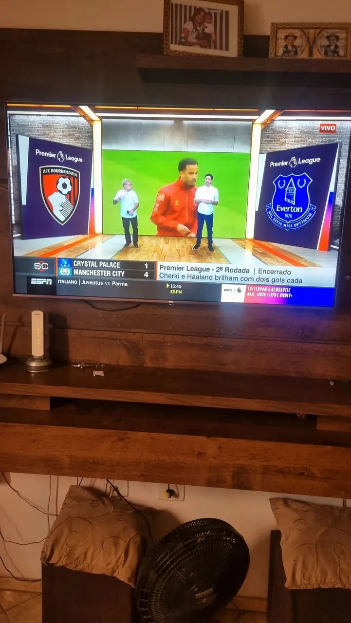 Vendo TV tcl 55 polegadas Android TV - Foto 2
