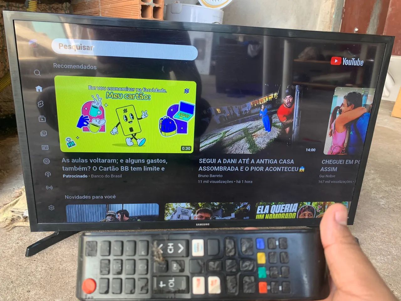 Vendo TV smart 32 polegadas 