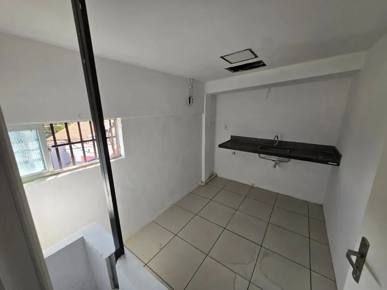 COMERCIAL COSTA   ESMERALDA - CALHAU  LOCAÇÃO - LOJA - CENTRO - Foto 5