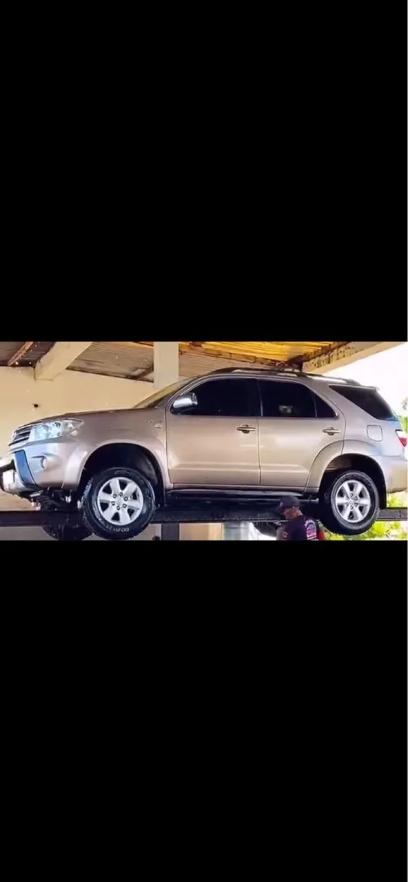 Toyota Hilux CD SRV D4-D 4X4 3.0 TDI DIES 2010