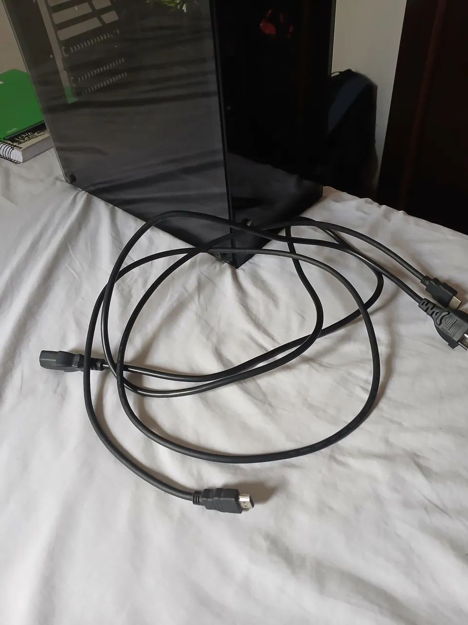 VENDO GABINETE