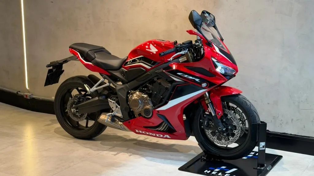 HONDA CBR 650 R