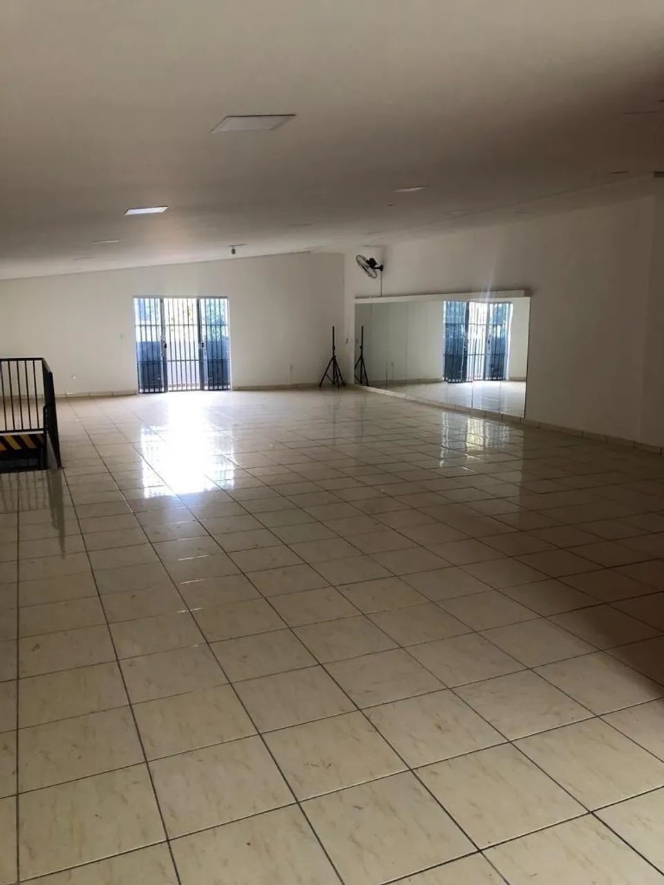 Alugo loja comercial, piso superior  - Foto 3