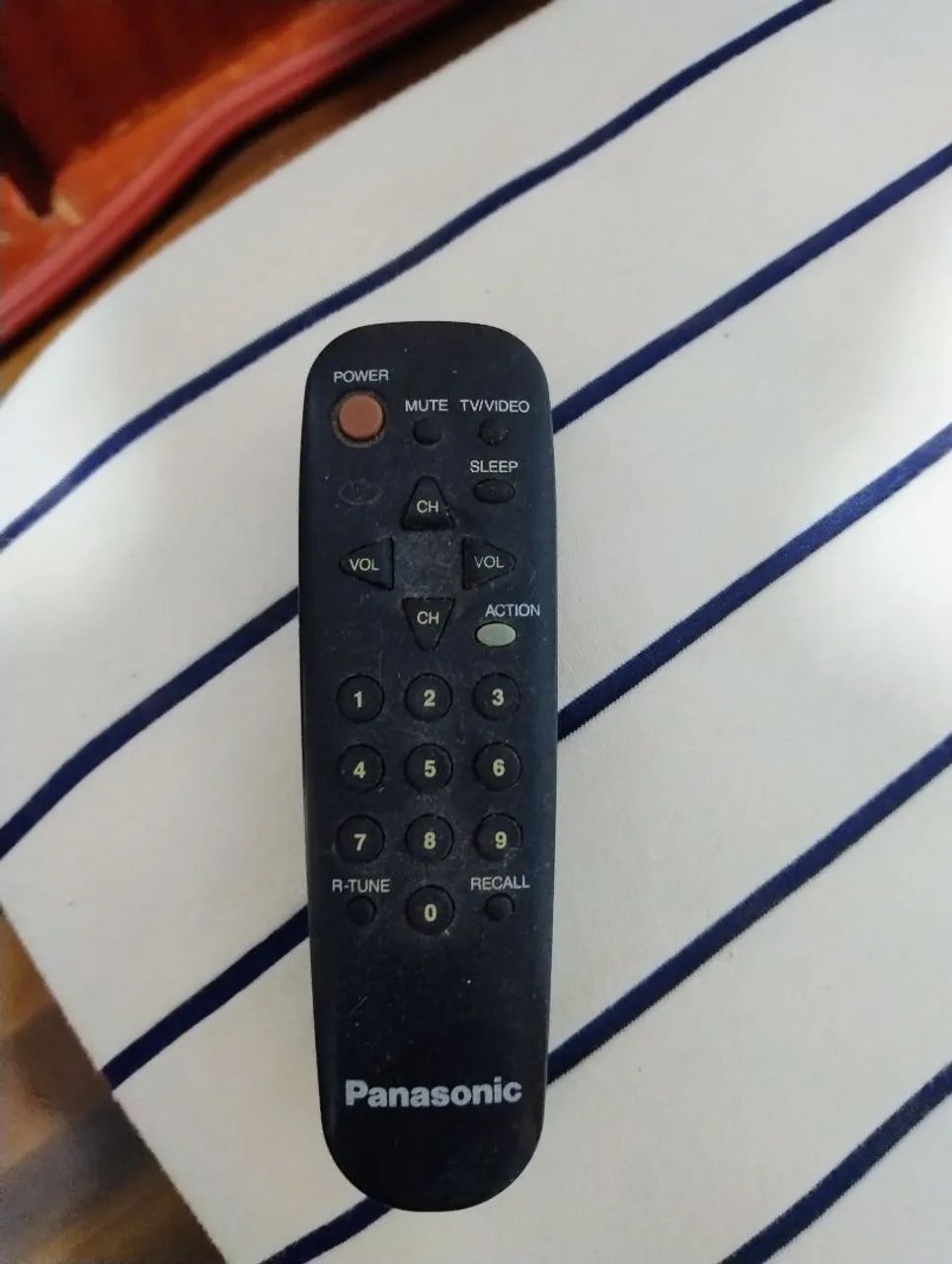 Televisão de caixaria - Foto 3