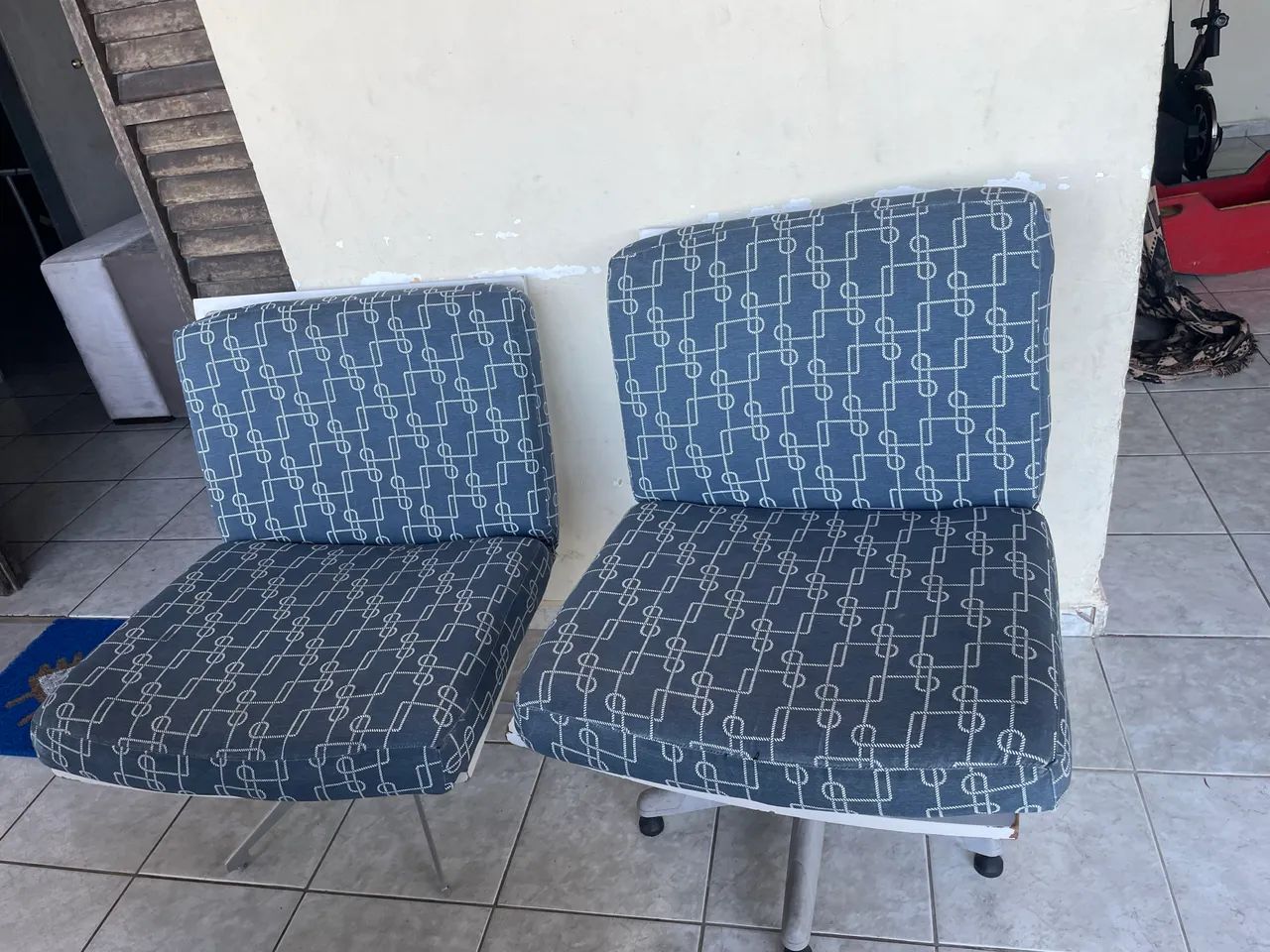 2 Poltronas Giratórias  - Foto 2