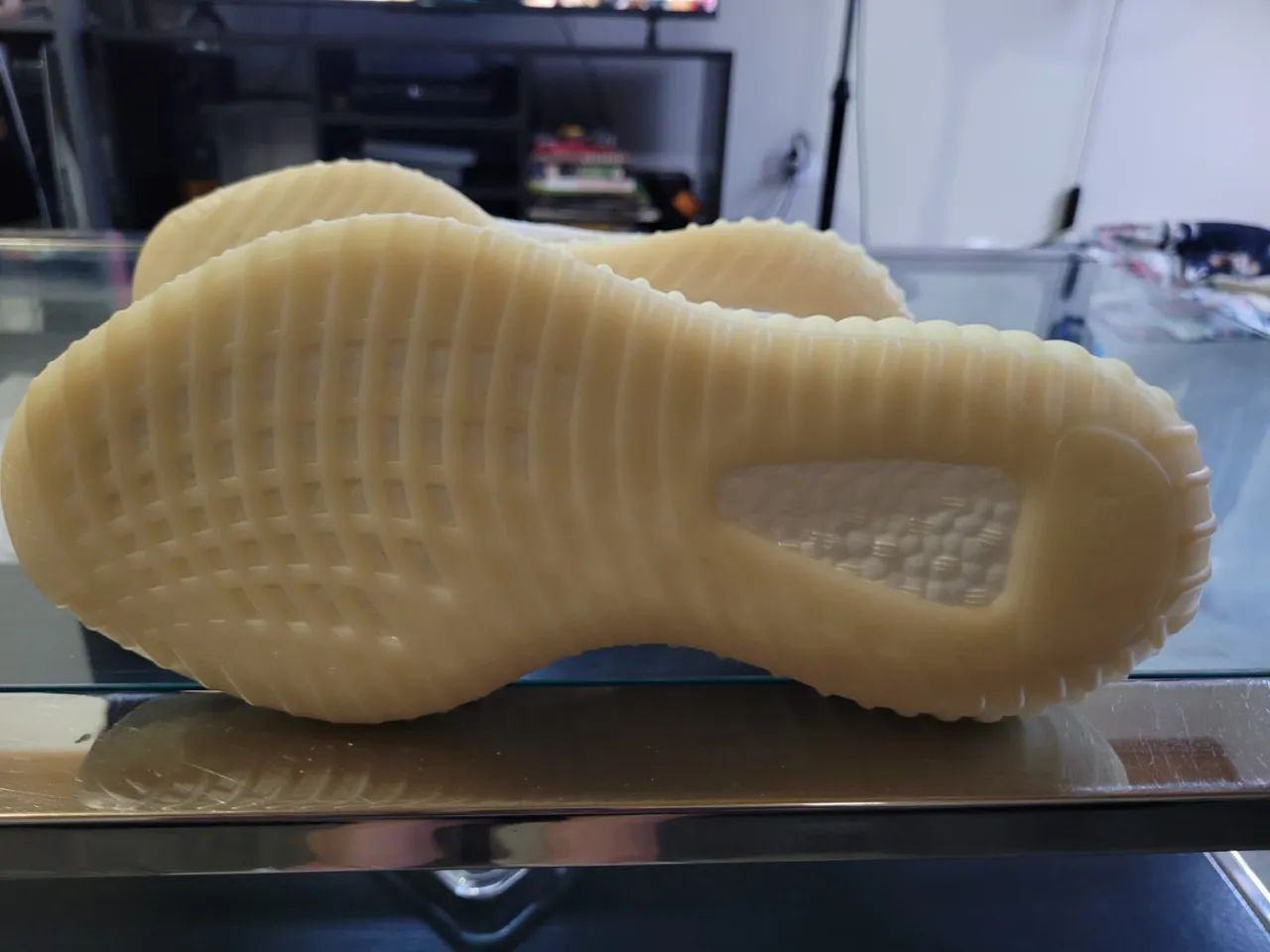 ADIDAS YEEZY 350 V2 BONE - Foto 2