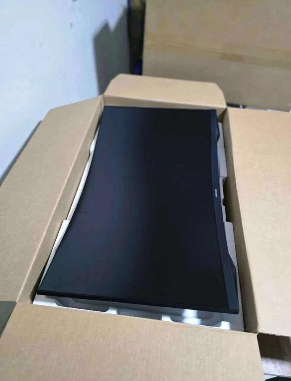 Monitor samsung odyssey 32 polegadas curvo - Foto 2