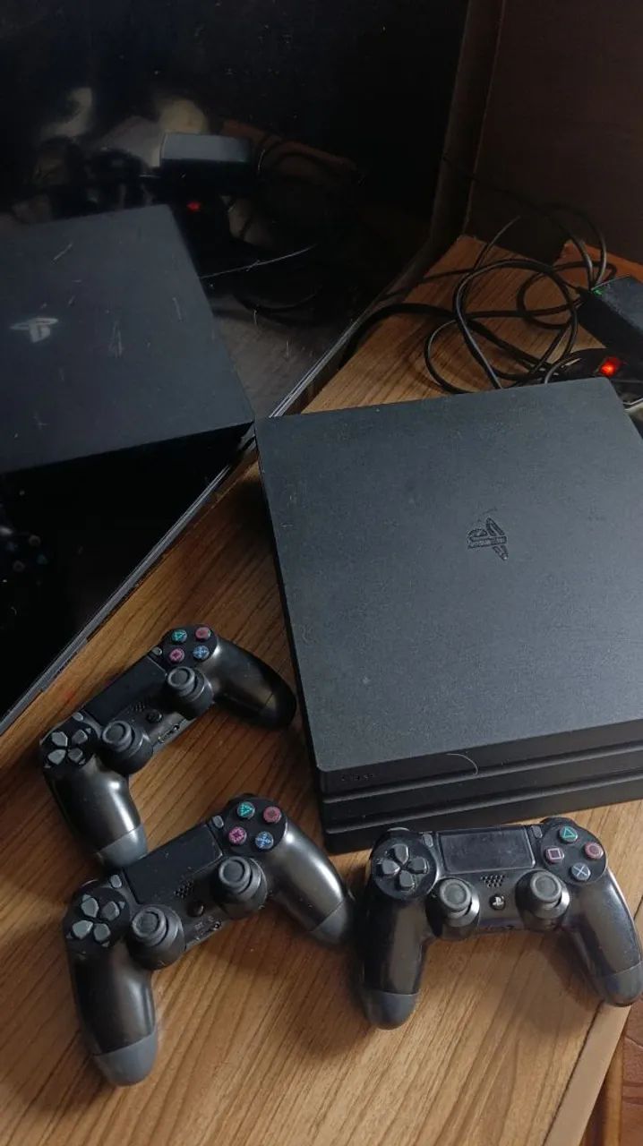 PS4 PRO 1T - Foto 2