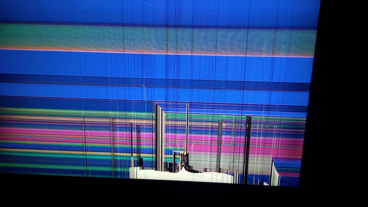 Tv quebrada para retirada de peças  - Foto 3