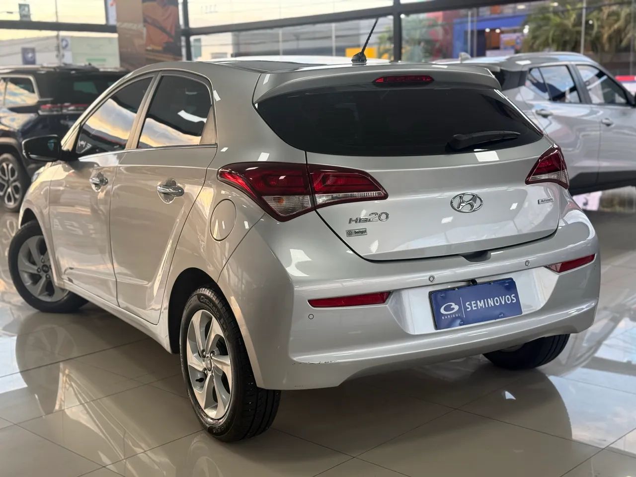 Hyundai HB20 Premium 1.6 Flex 16V Aut. 2017 - Foto 4