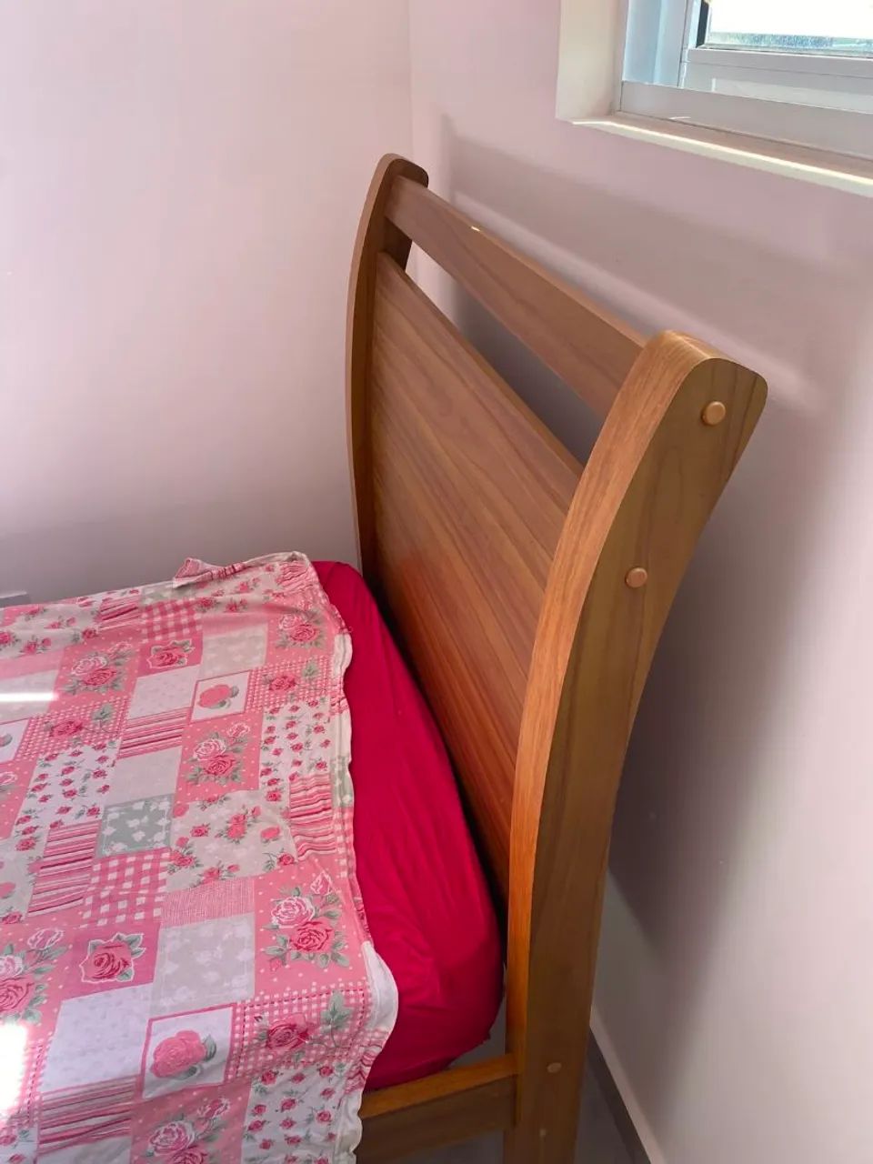 Linda cama de solteiro com colchão  - Foto 2