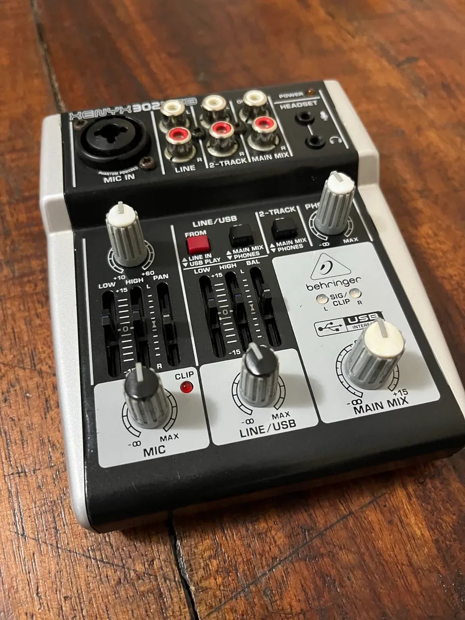 mini mesa behringer - Foto 3