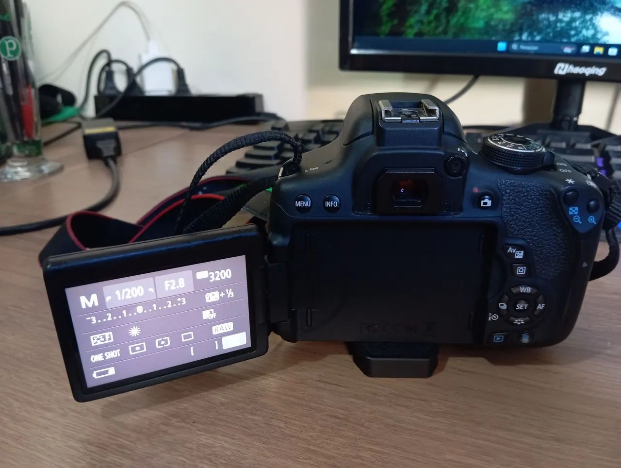 Câmera canon t6i com lente 24mm  - Foto 3