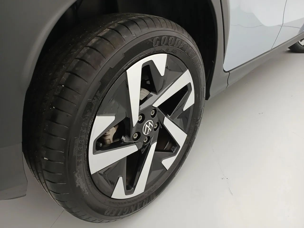 Volkswagen Tera High 1.0 170 TSI Flex 12V 5p Aut, foto 14 de 18