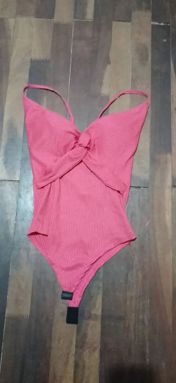 Body canelado rosa