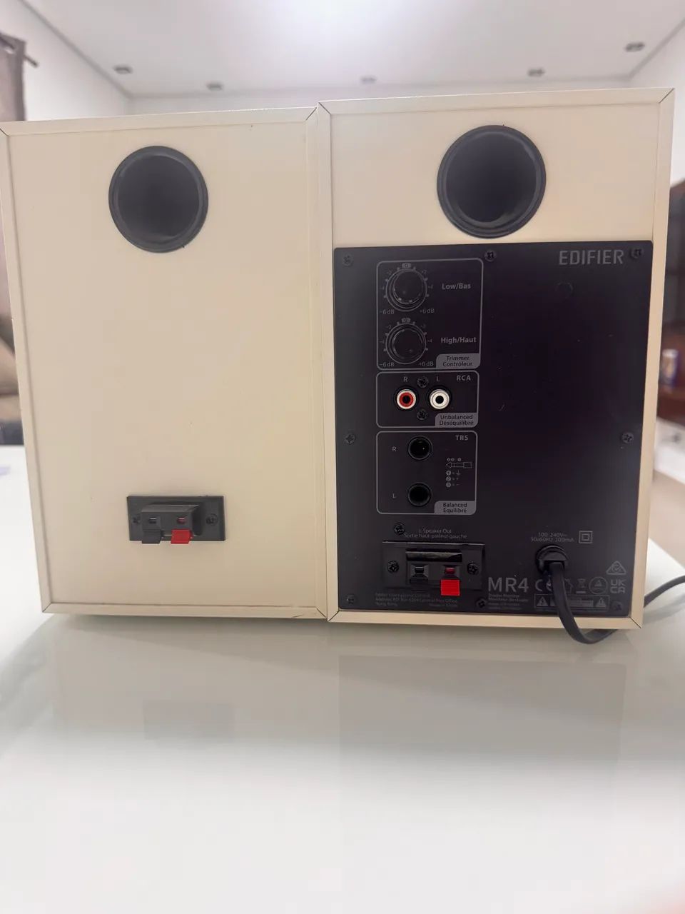 Monitores de Áudio Edifier MR4