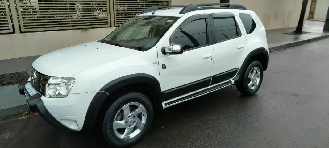 Renault Duster Dynamique 2.0 Hi-flex 16V Aut. 2014