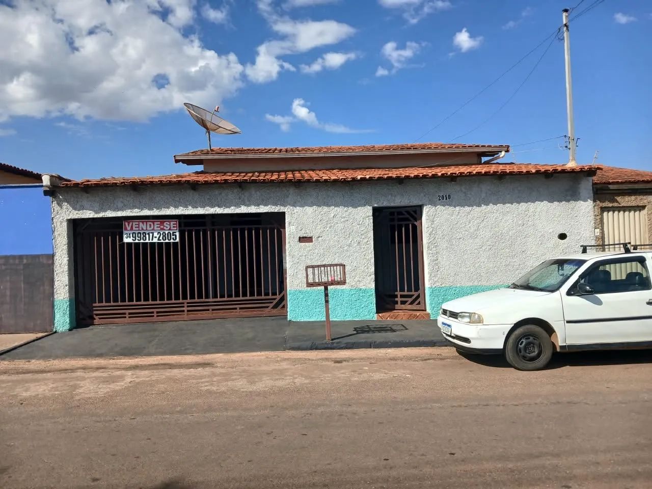 Vende-se casa 