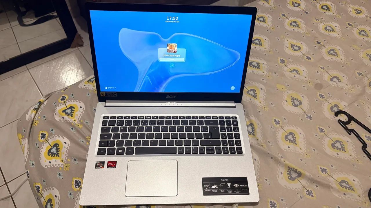 Notebook Acer Aspire 5 - 10 meses de uso 