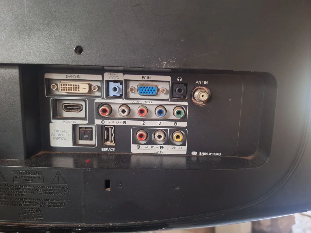TV Monitor Samsung 20 Polegadas SyncMaster 2033M detalhe na tela  - Foto 4