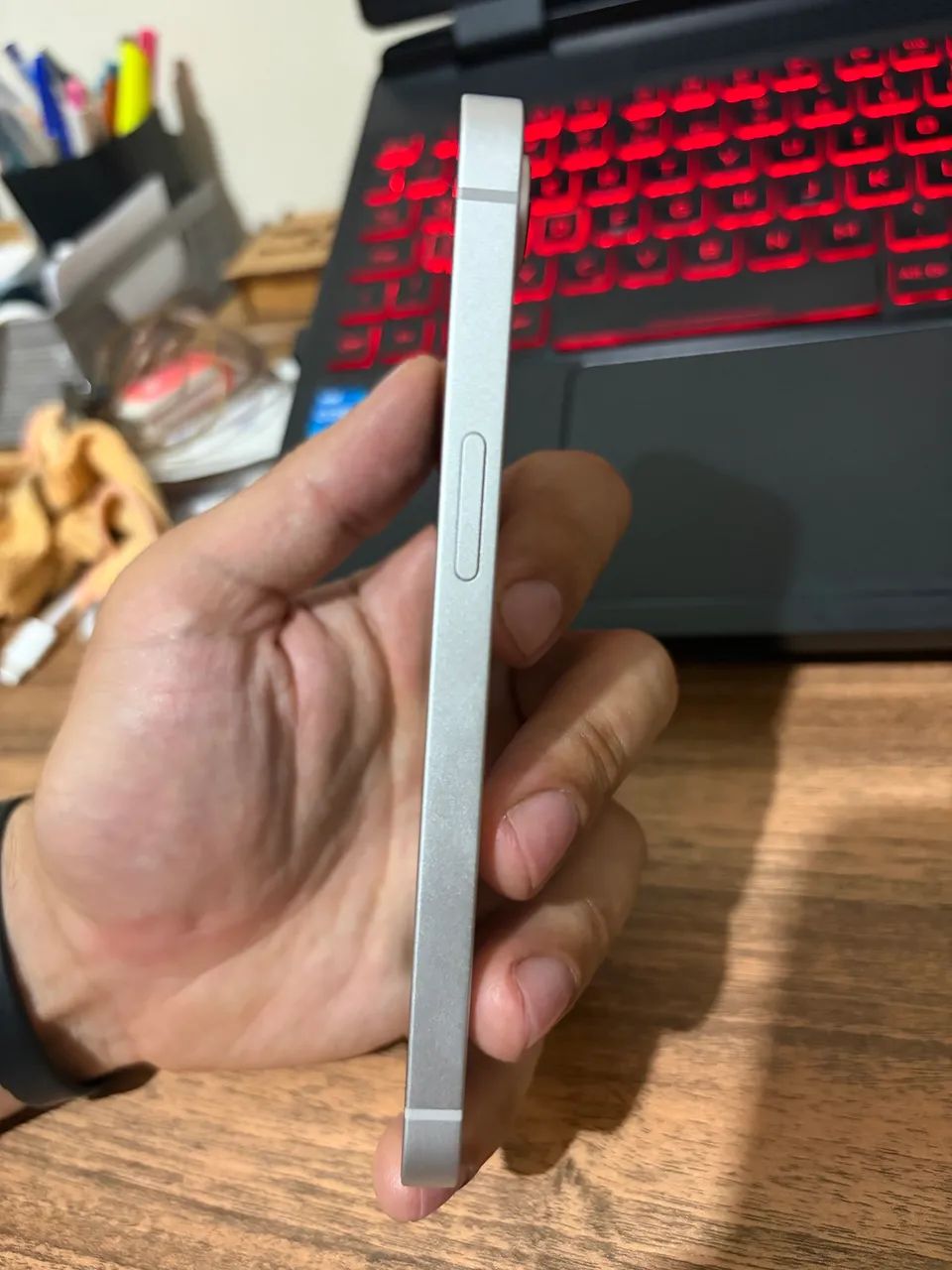IPHONE 16e - Seminovo Ótimo estado - Foto 5