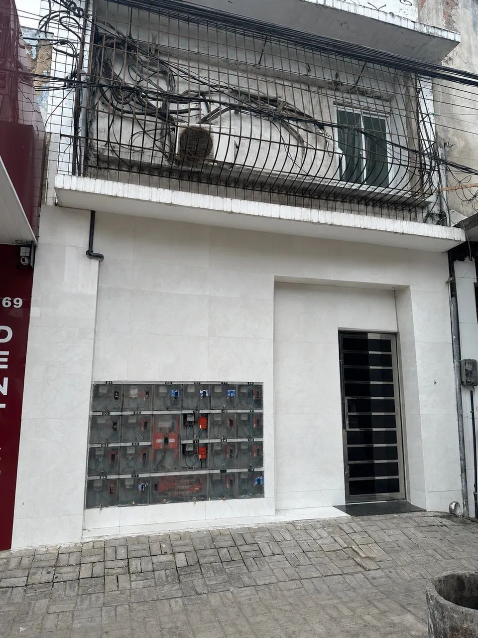 Alugo Prédio c/ 19 salas - 7 banheiros (4 sociais + 3 suítes) 