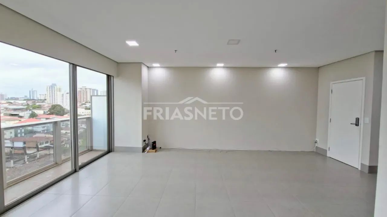 Sala comercial à venda no condomínio Splendor Office de Piracicaba