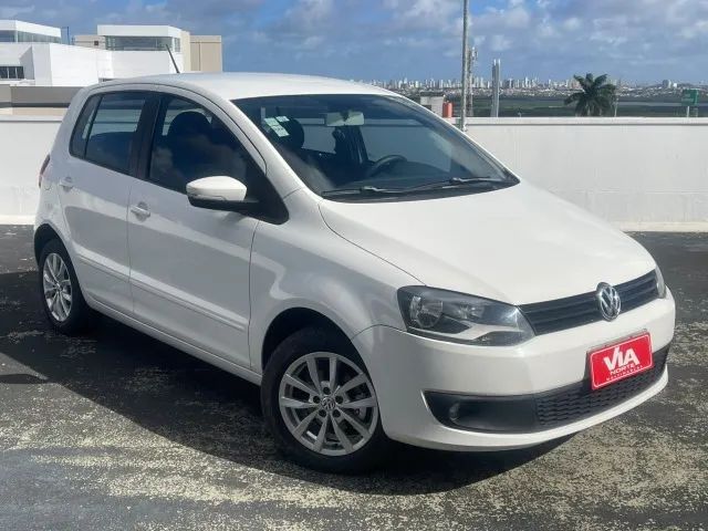 Volkswagen Fox 1.0 MI TOTAL FLEX 8V 3P 2014
