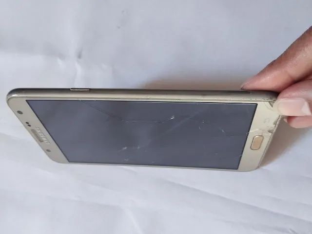 celular samsung j700m dourado (carcaça) - Foto 4