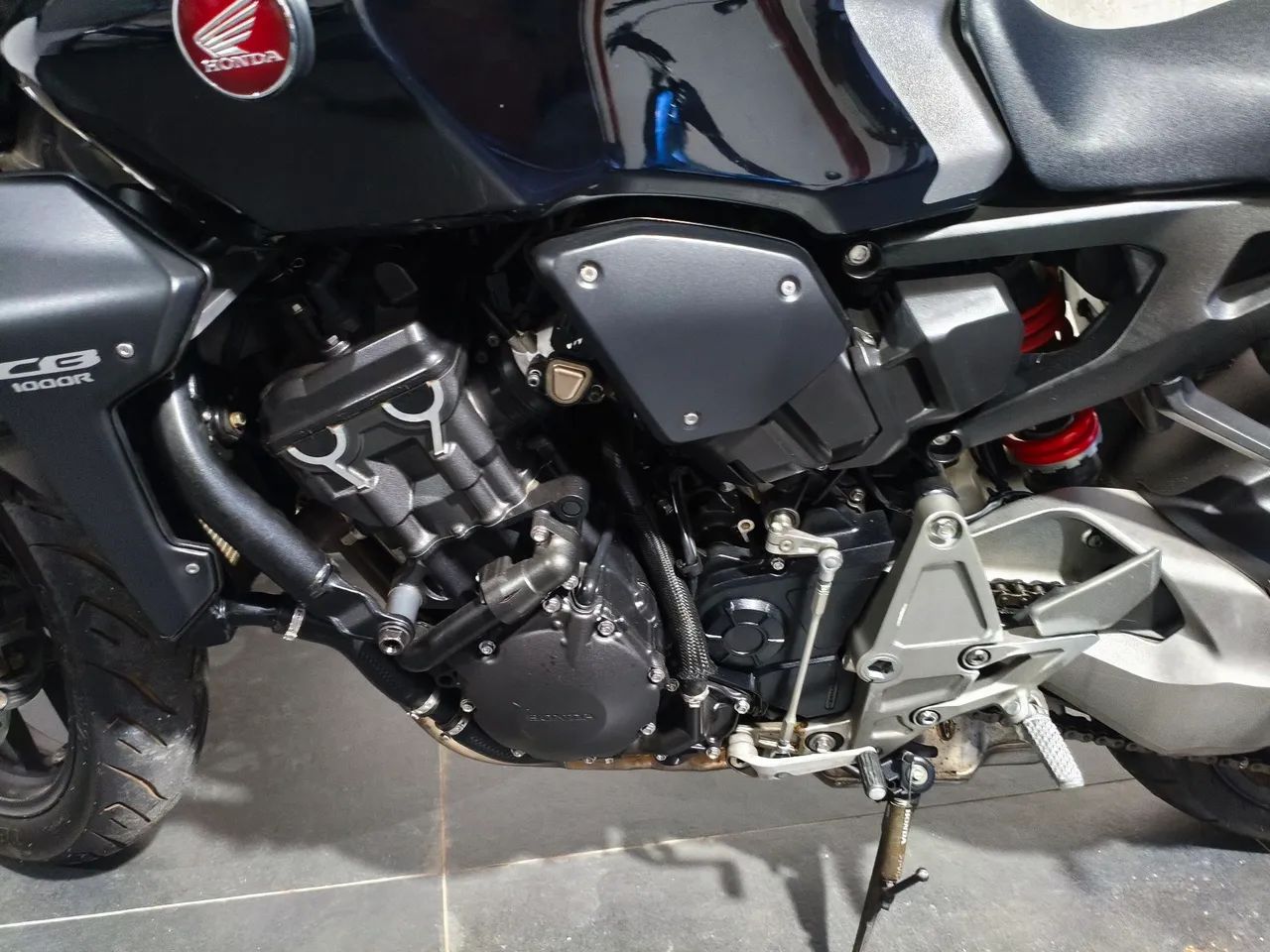 CB 1000 muito nova - Foto 5