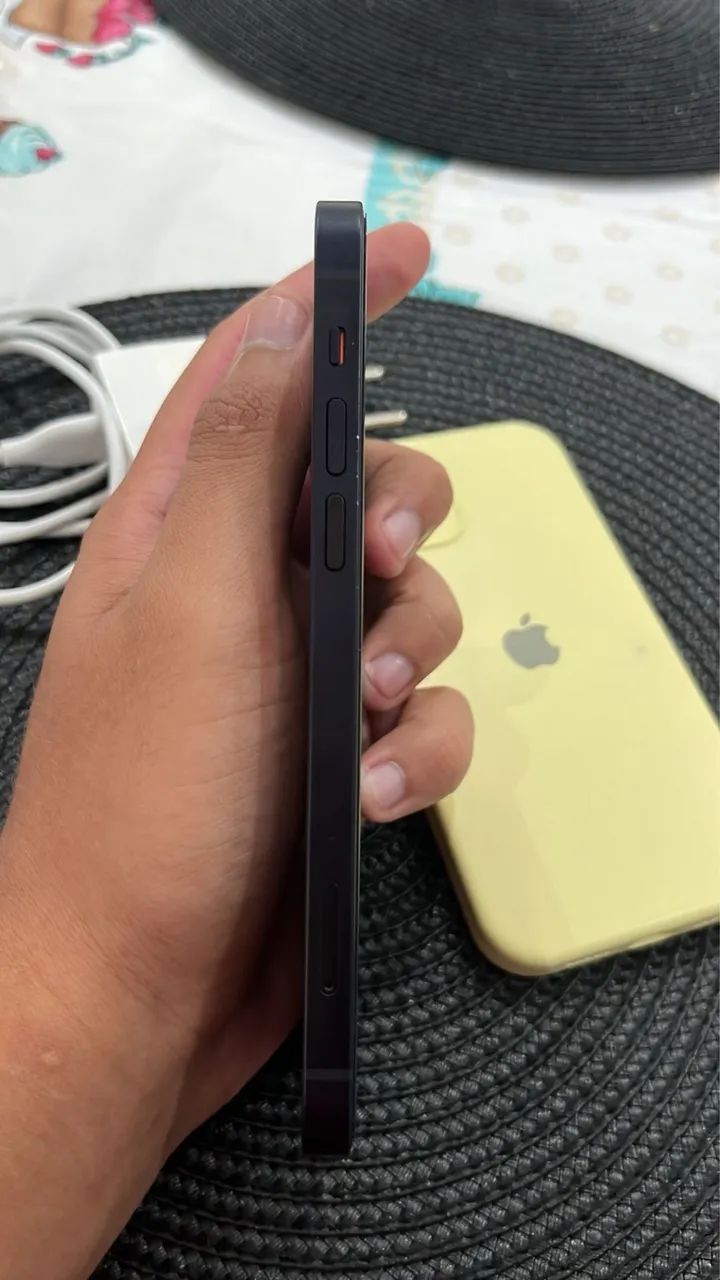 iPhone 12 - Foto 3