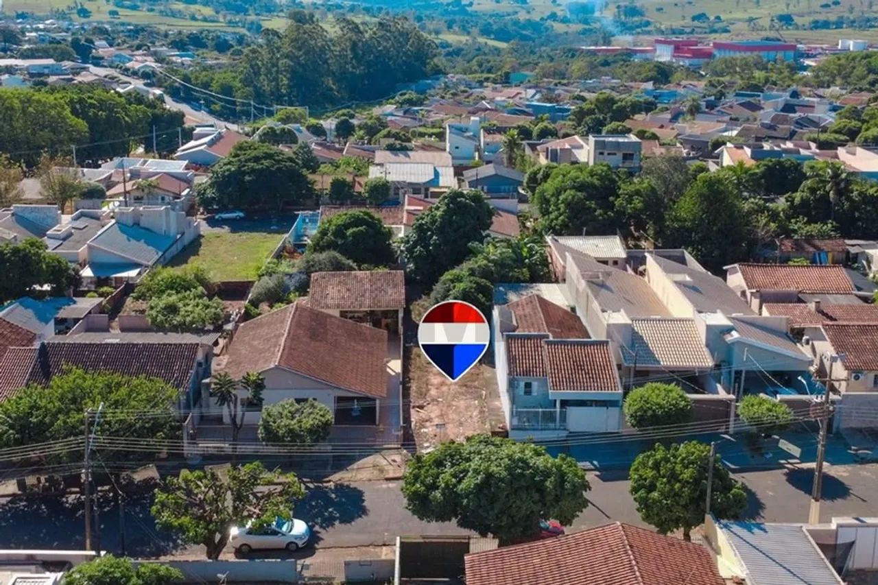TERRENO NO CENTRO DE CRUZEIRO DO OESTE - Foto 4