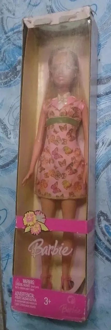 Boneca Barbie (Na embalagem)