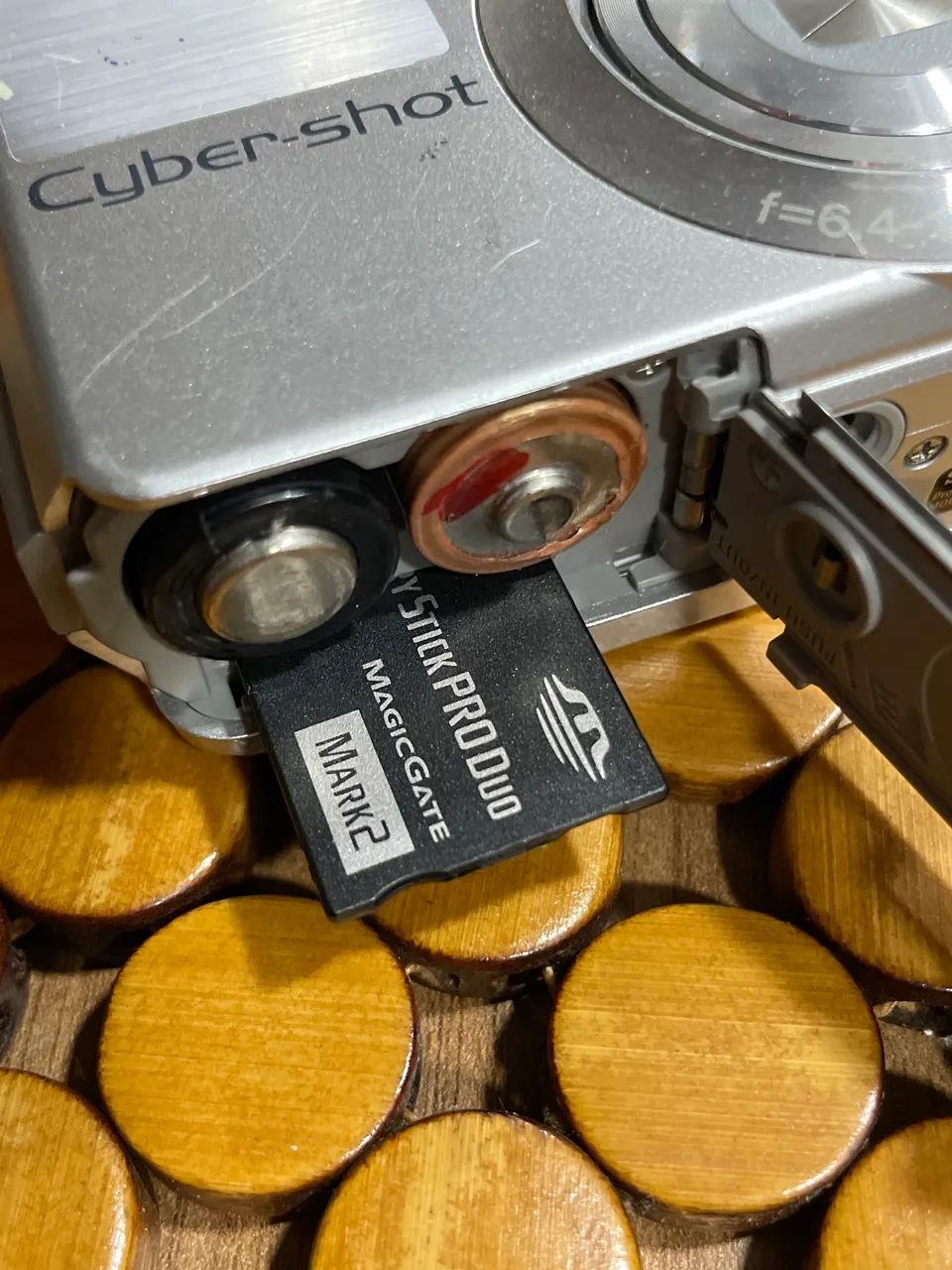 Câmera Digital Sony 10.1mpx - Câmeras e Filmadoras - Paranoá