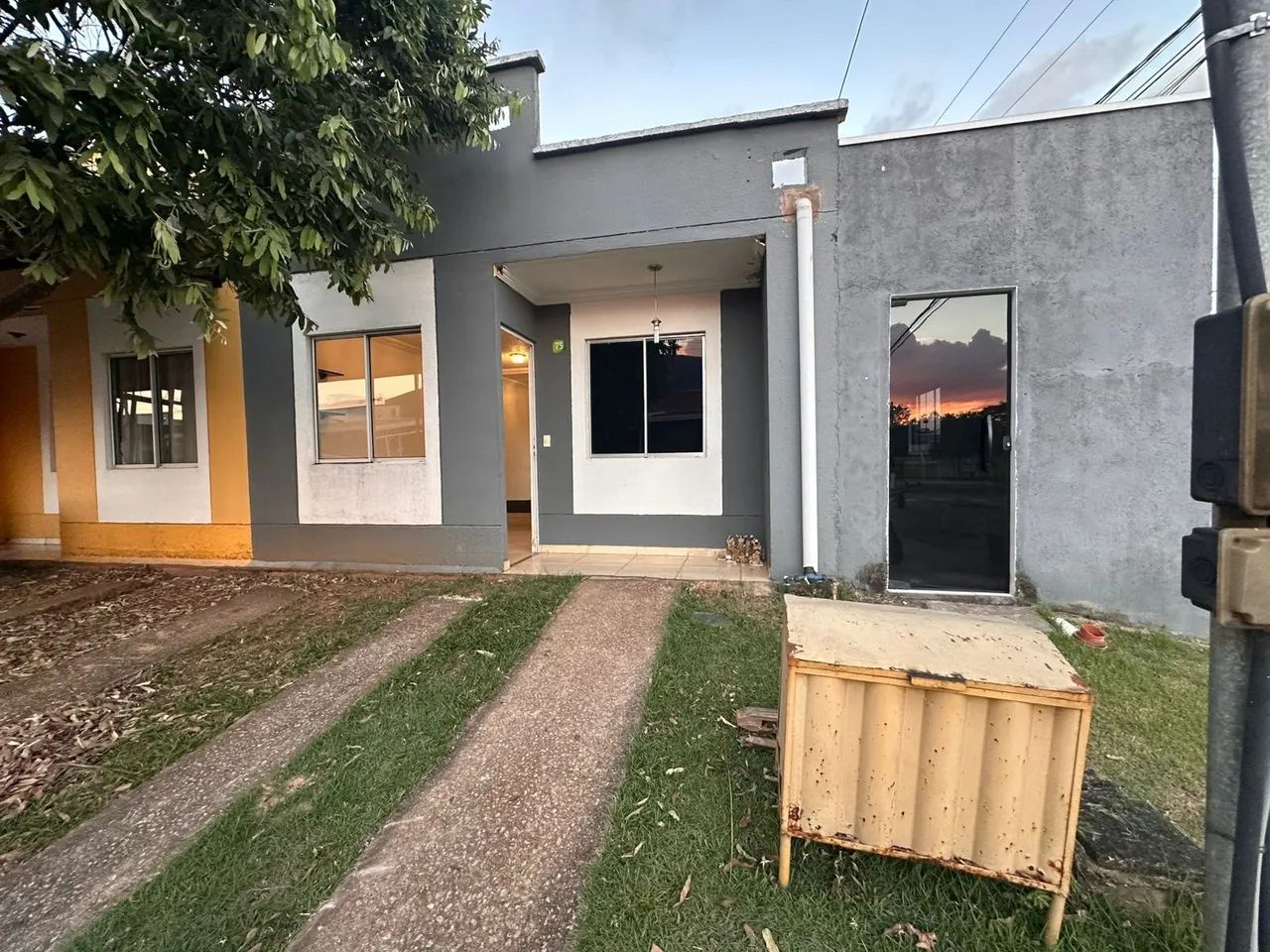 Casa semimobiliada no bairro novo