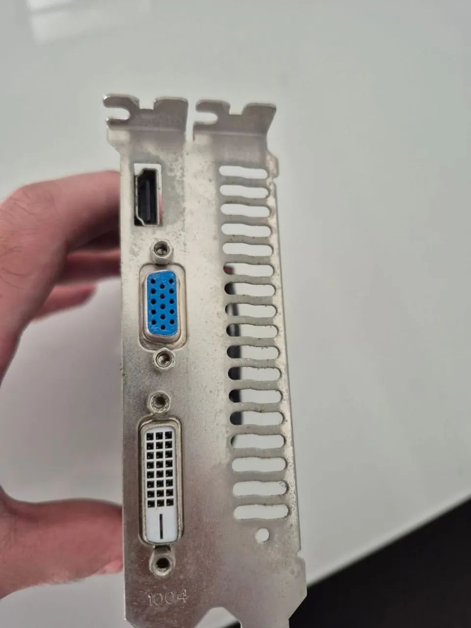 Radeon HD 6570 - Foto 4