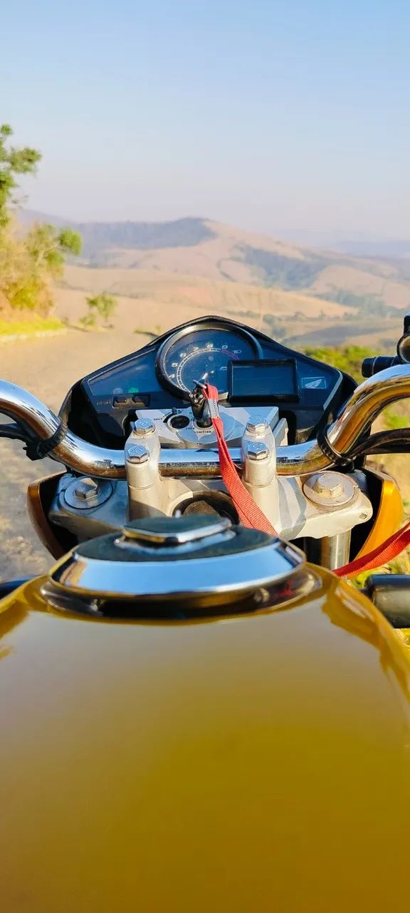 CB300r 2010 - Ótimo estado - Foto 5