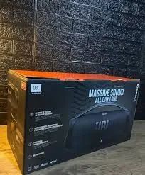 JBL Boombox 3 lacrada + Case lacrada
