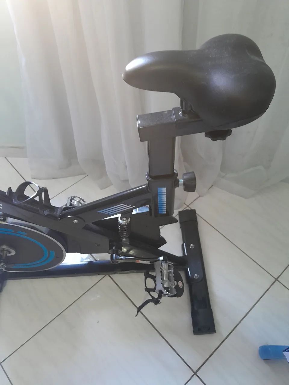 Bicicleta Spinning Ergométrica para Exercícios - Ótimo Preço - Foto 2