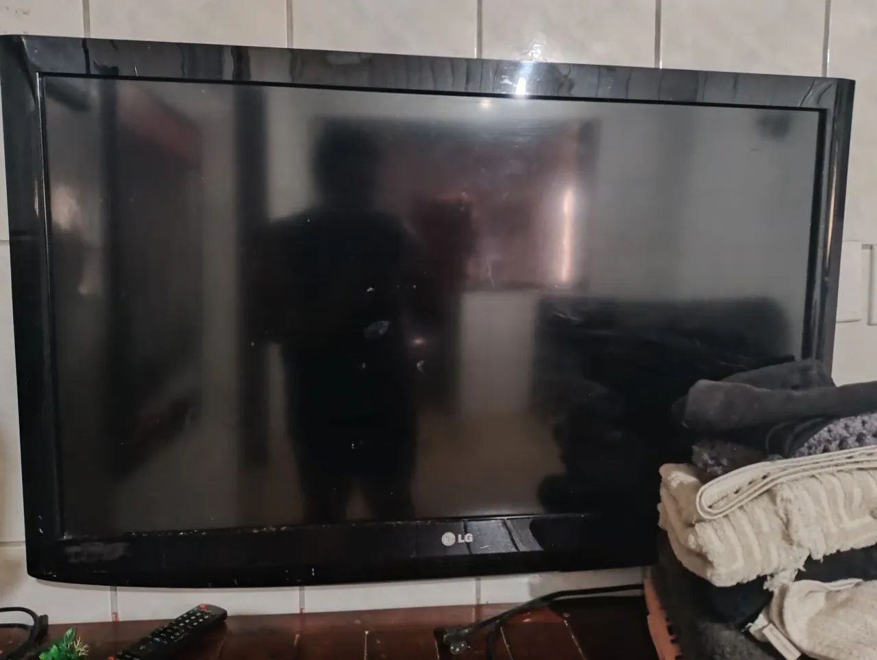 Tv LG 40 polegadas (c defeito)
