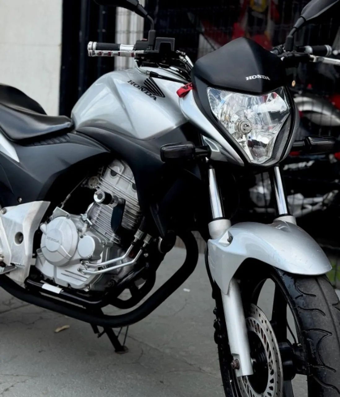 Honda Cb300 2010 - Foto 2