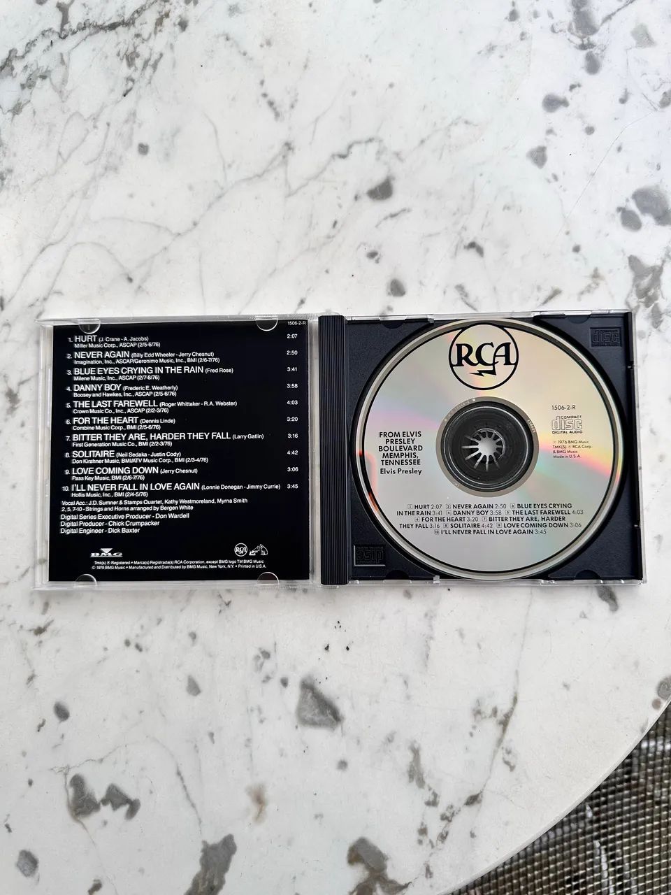 CD From Elvis Presley Boulevard, Memphis, Tennessee - Recorded Live - Foto 3